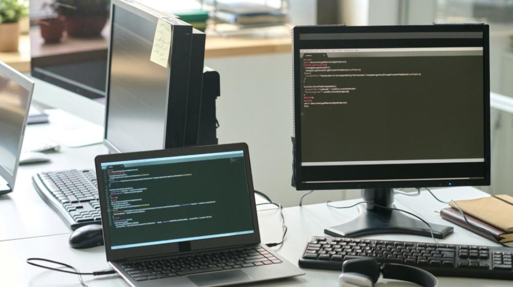 Is SaaS development for subscription-based services?